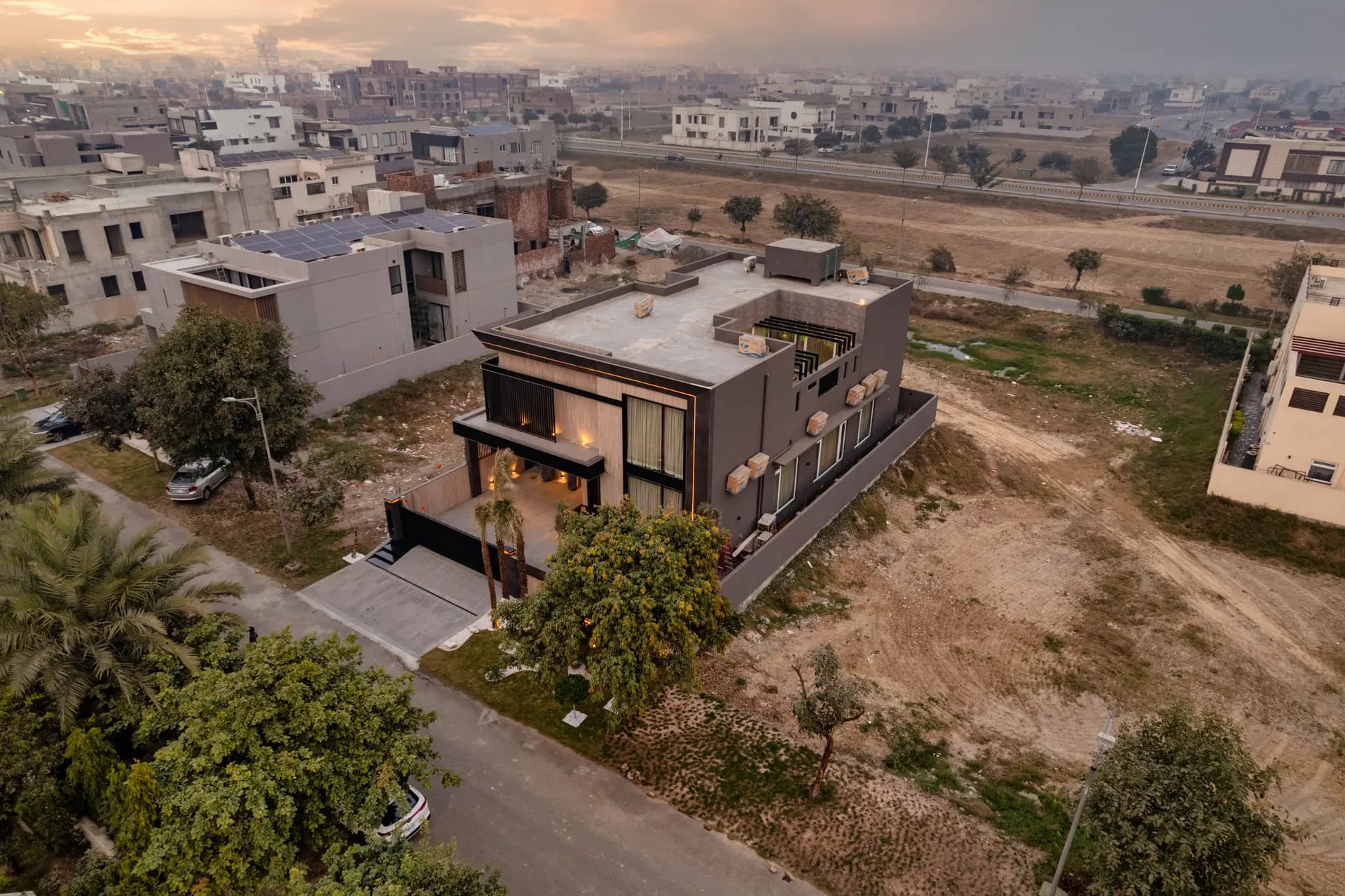 418-M aerial view photograph 9