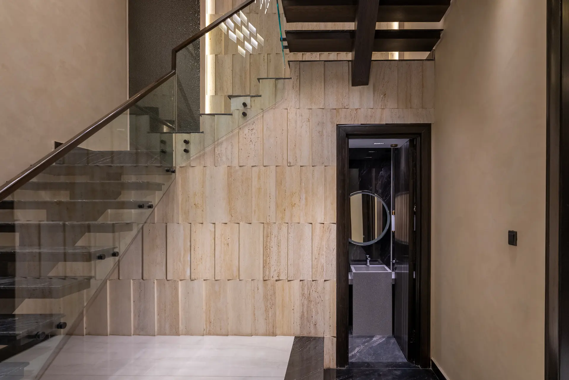 767-R staircase photograph 3